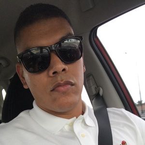 Meet your Posher, Roberto